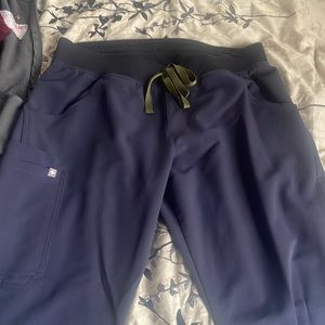 FIGS-Kade cargo pants  Large- Quiet Navy